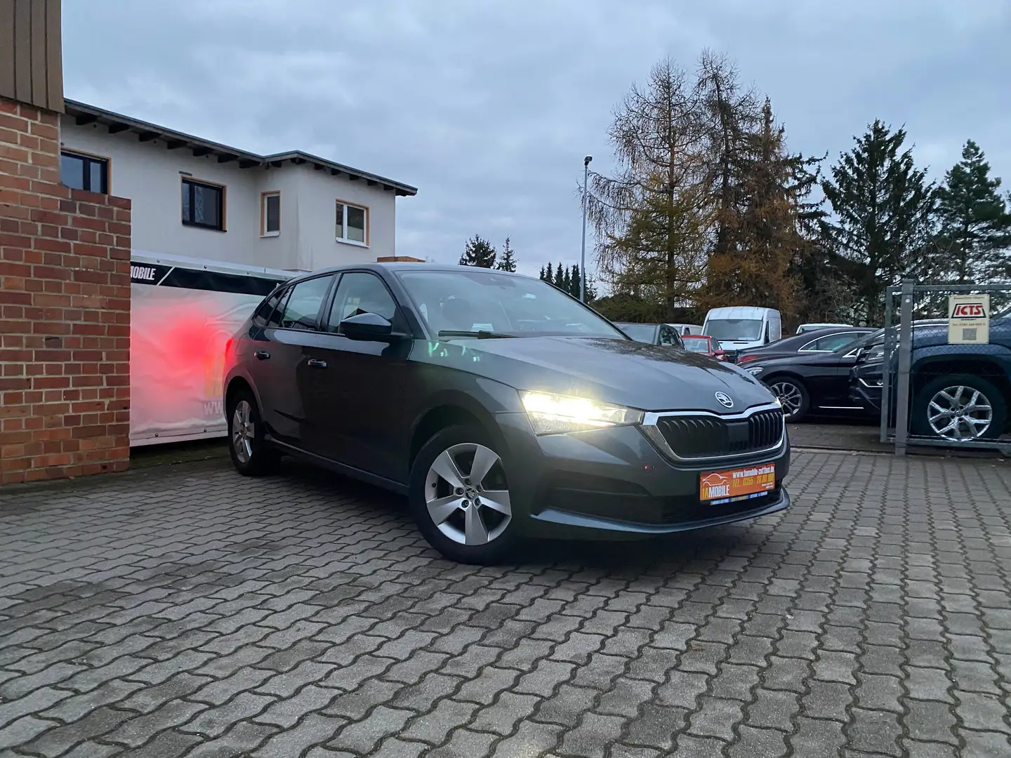 Skoda Scala Active  LED Tempomat Grau - 2