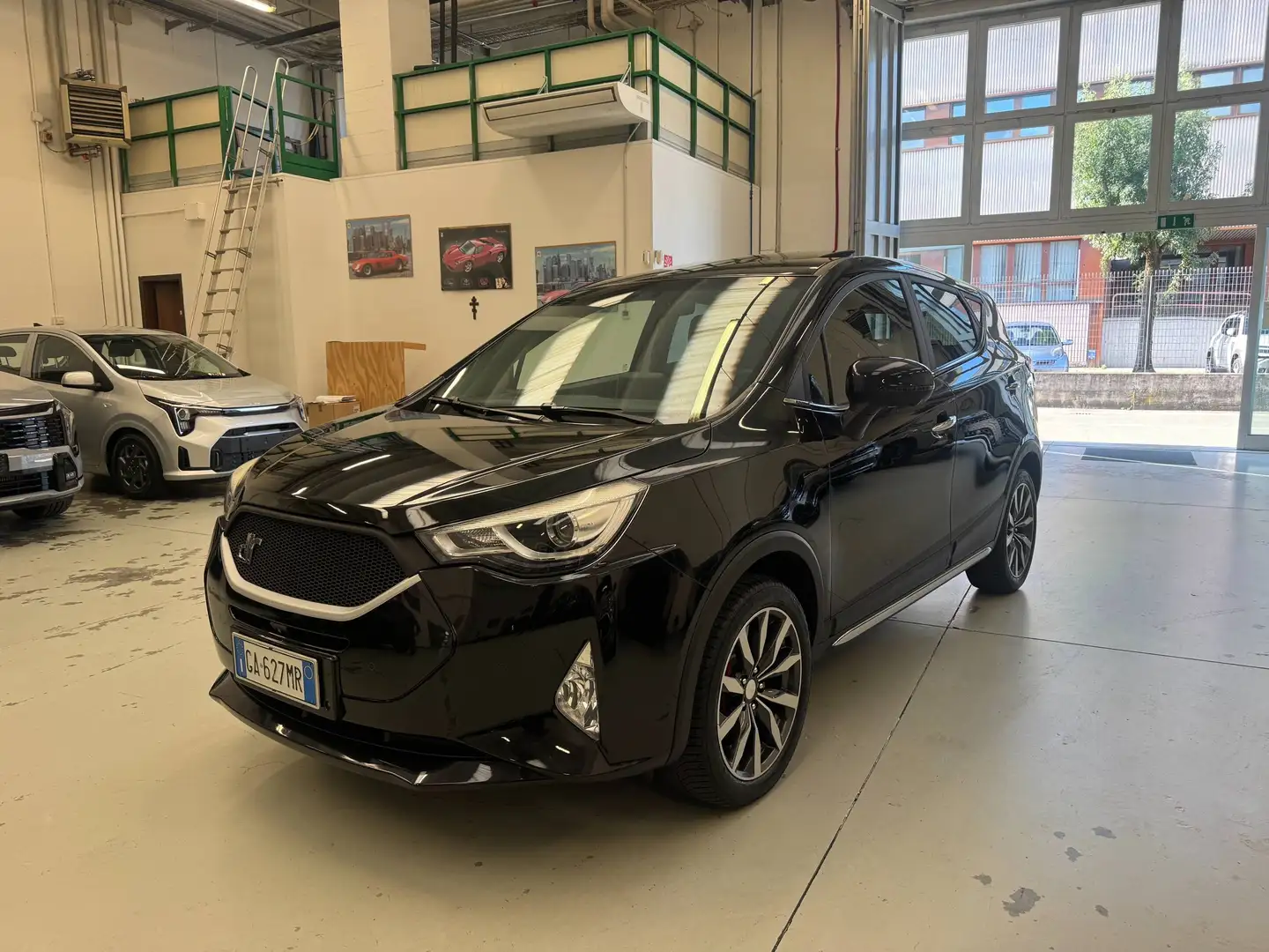 DR Automobiles DR4 4 1.6 GPL 114CV SUPER PREZZO Schwarz - 1
