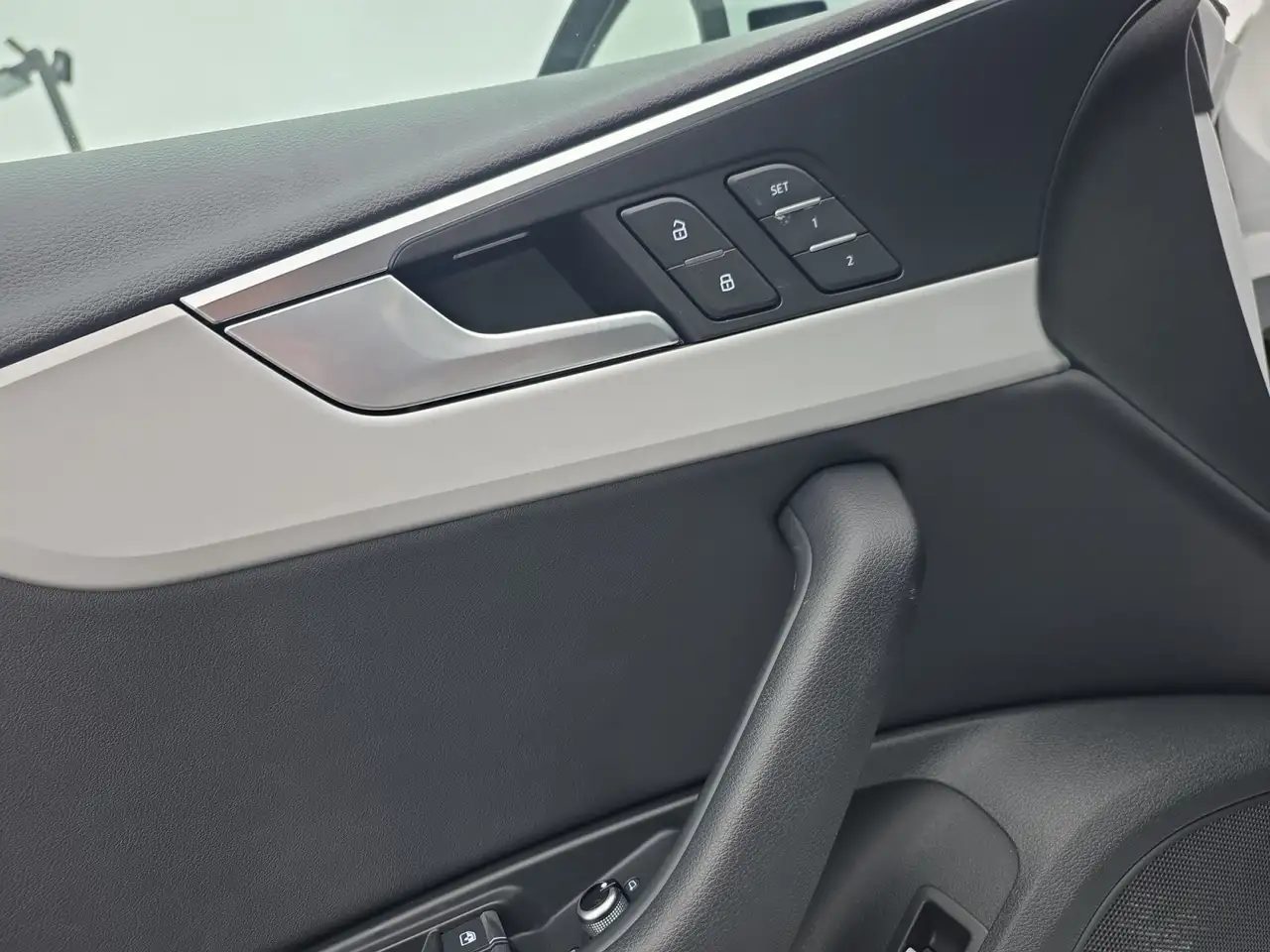 Audi A4 снимка Audi A4