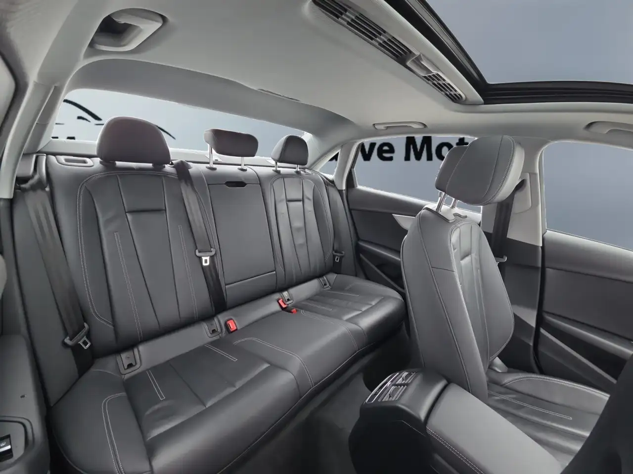 Audi A4 снимка Audi A4