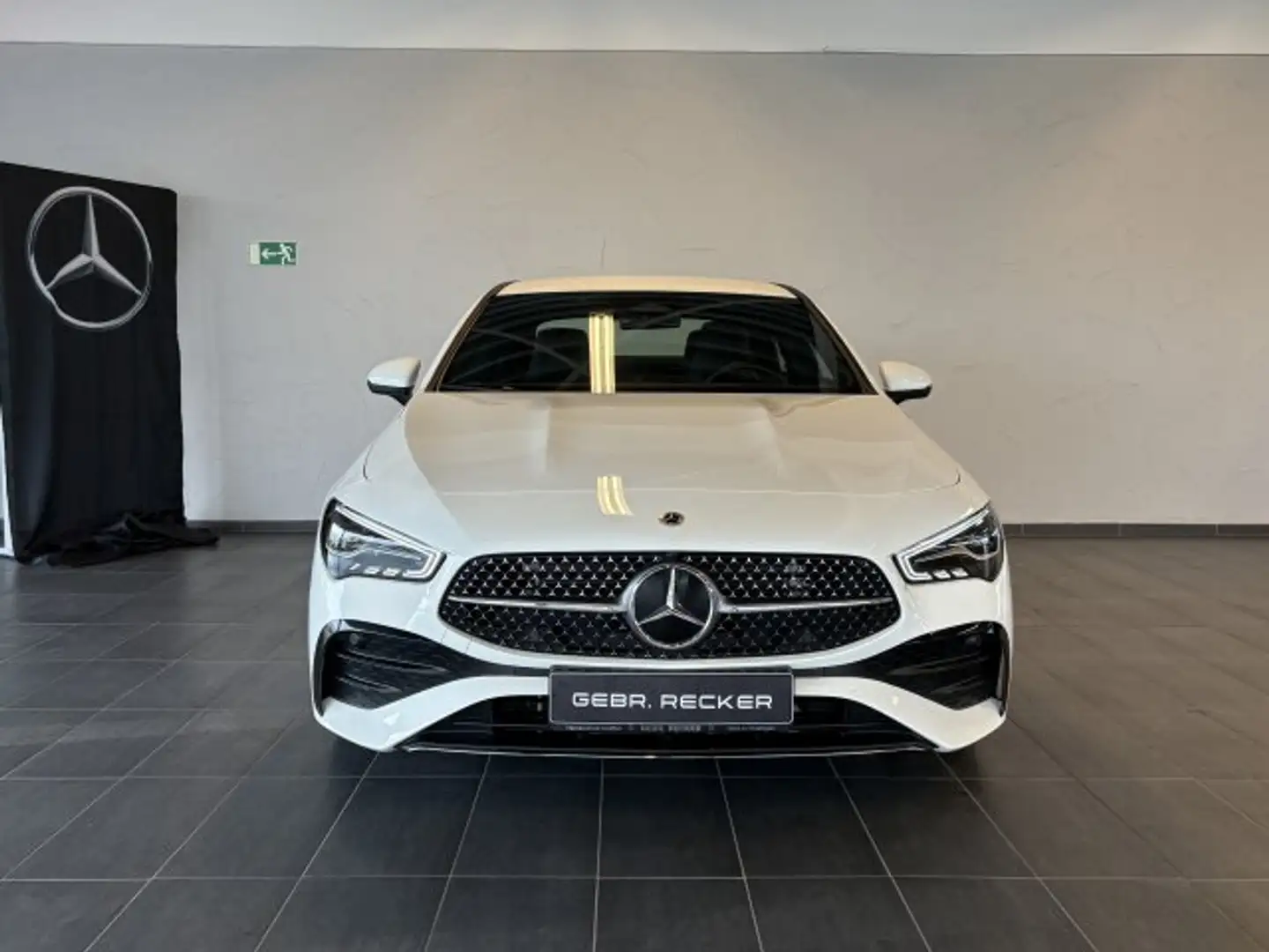 Mercedes-Benz CLA 200 CLA 200 Coupé AMG AdvancedPlus Kamera Keyless-Go Weiß - 2