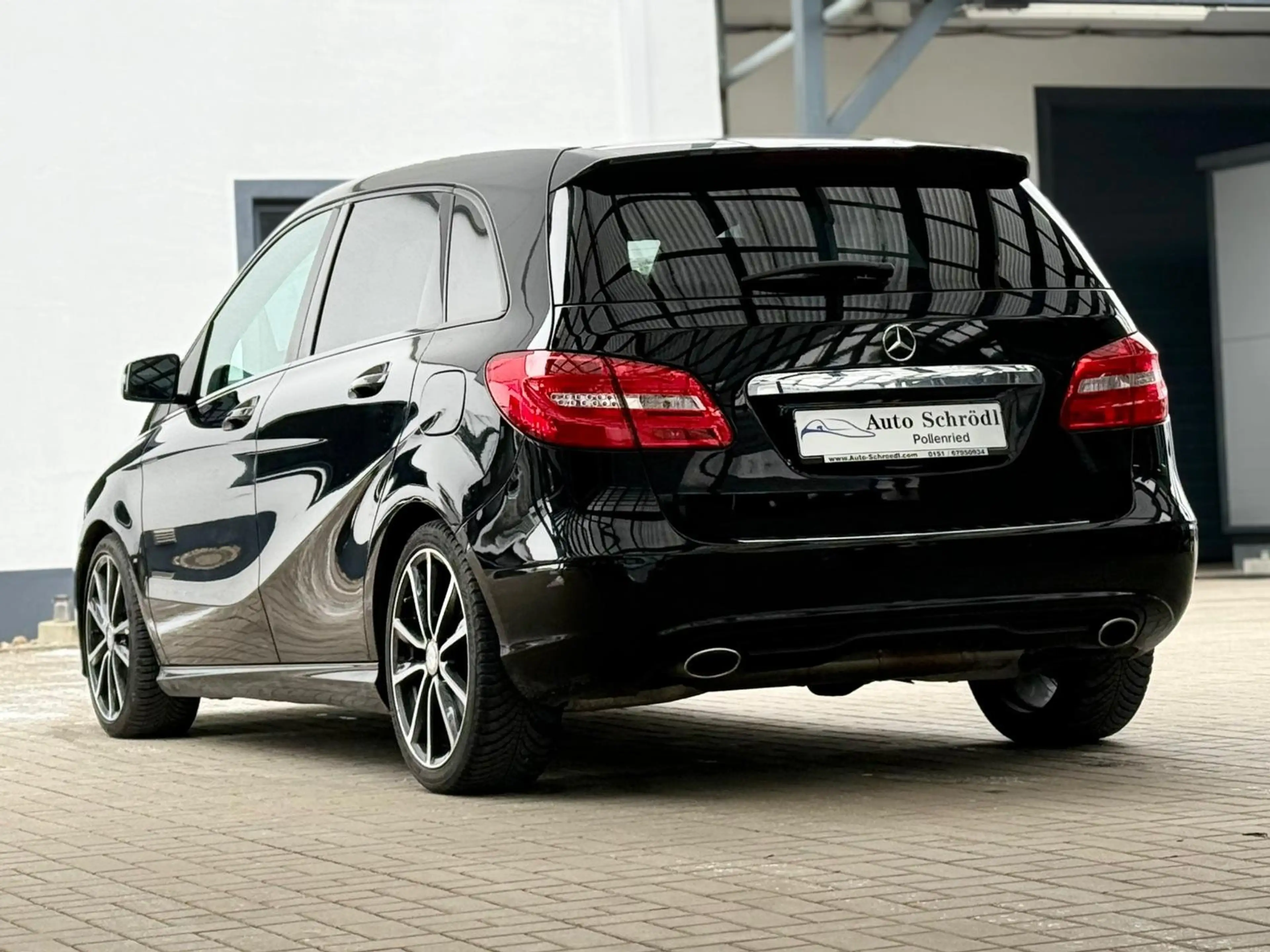 Mercedes-Benz B 220 CDI 7G-DCT Sport-Paket, AHK, Pano, ILS, Tot-W, Nav — photo 5