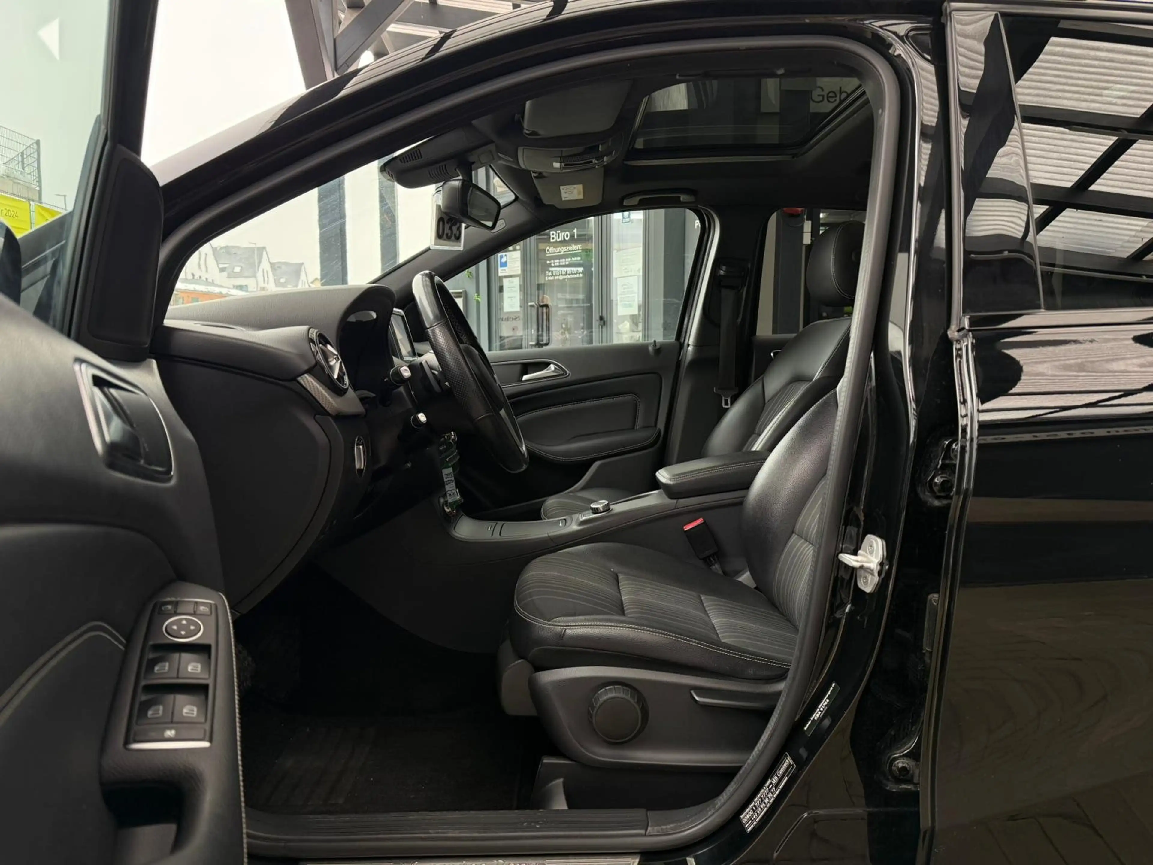 Mercedes-Benz B 220 CDI 7G-DCT Sport-Paket, AHK, Pano, ILS, Tot-W, Nav — photo 15
