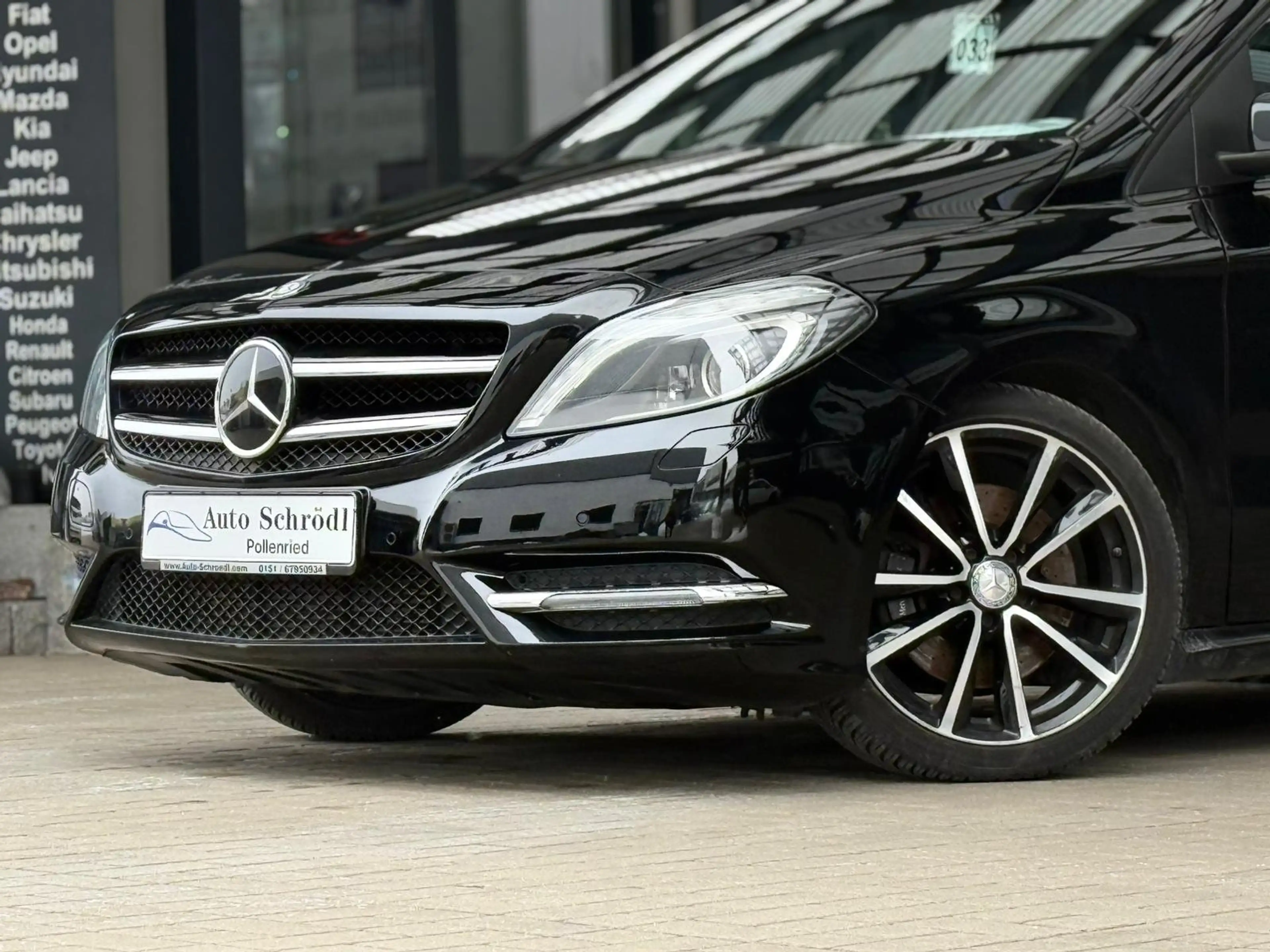 Mercedes-Benz B 220 CDI 7G-DCT Sport-Paket, AHK, Pano, ILS, Tot-W, Nav — photo 3