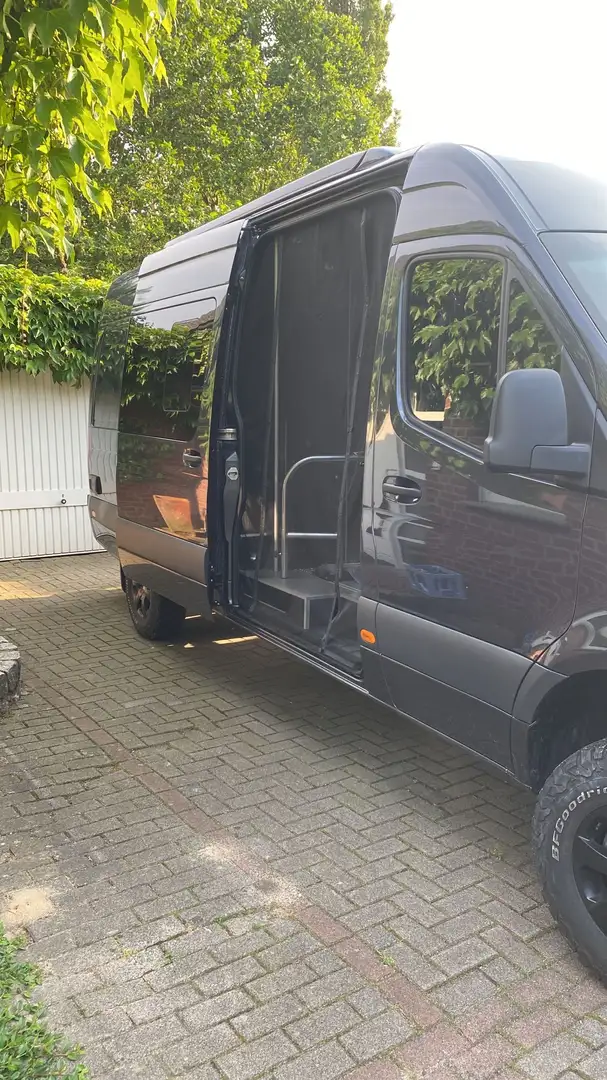 Mercedes-Benz Sprinter 419 CDI Sprinter 4x4 Campervan Černá - 2