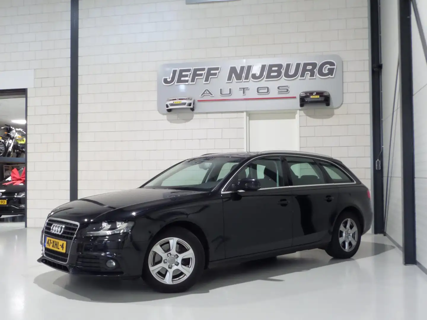 Audi A4 Avant 1.8 TFSI Pro Line Business "Origineel NL!" B Noir - 2