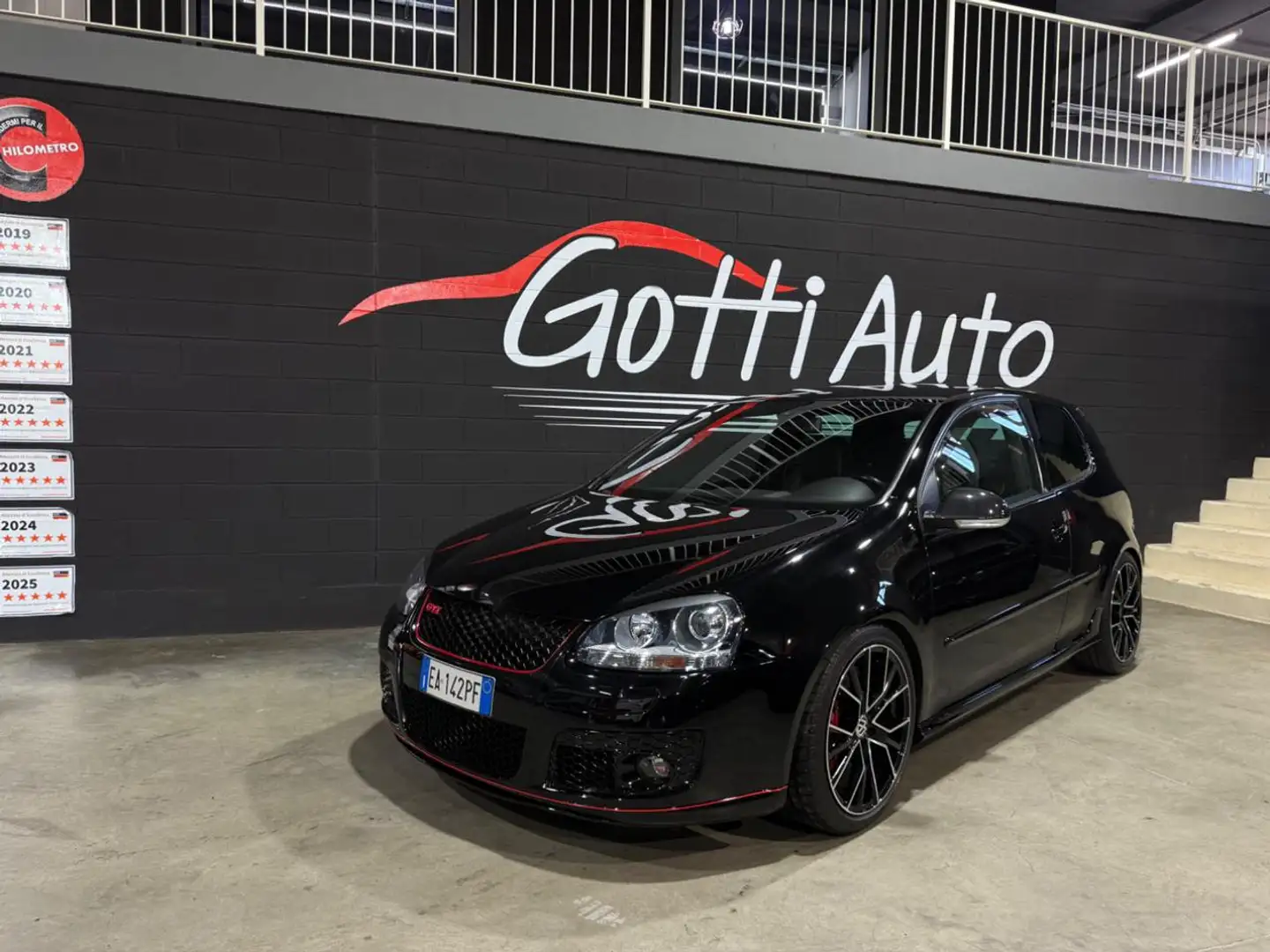 Volkswagen Golf MOTORE CON 20K KM ASPIRAZIONE SCARICO Noir - 1