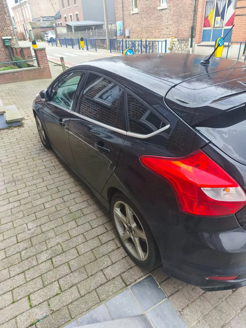 Ford Focus Focus 1.6 EcoBoost ECOnetic Tech. Titanium Zwart - 2