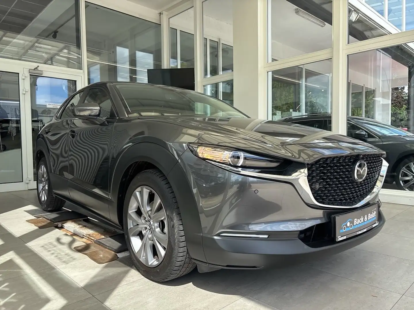 Mazda CX-30 Selection 2.0i*360GRAD,HEAD-UP,KEYLESS,VOLL LED* Grau - 2