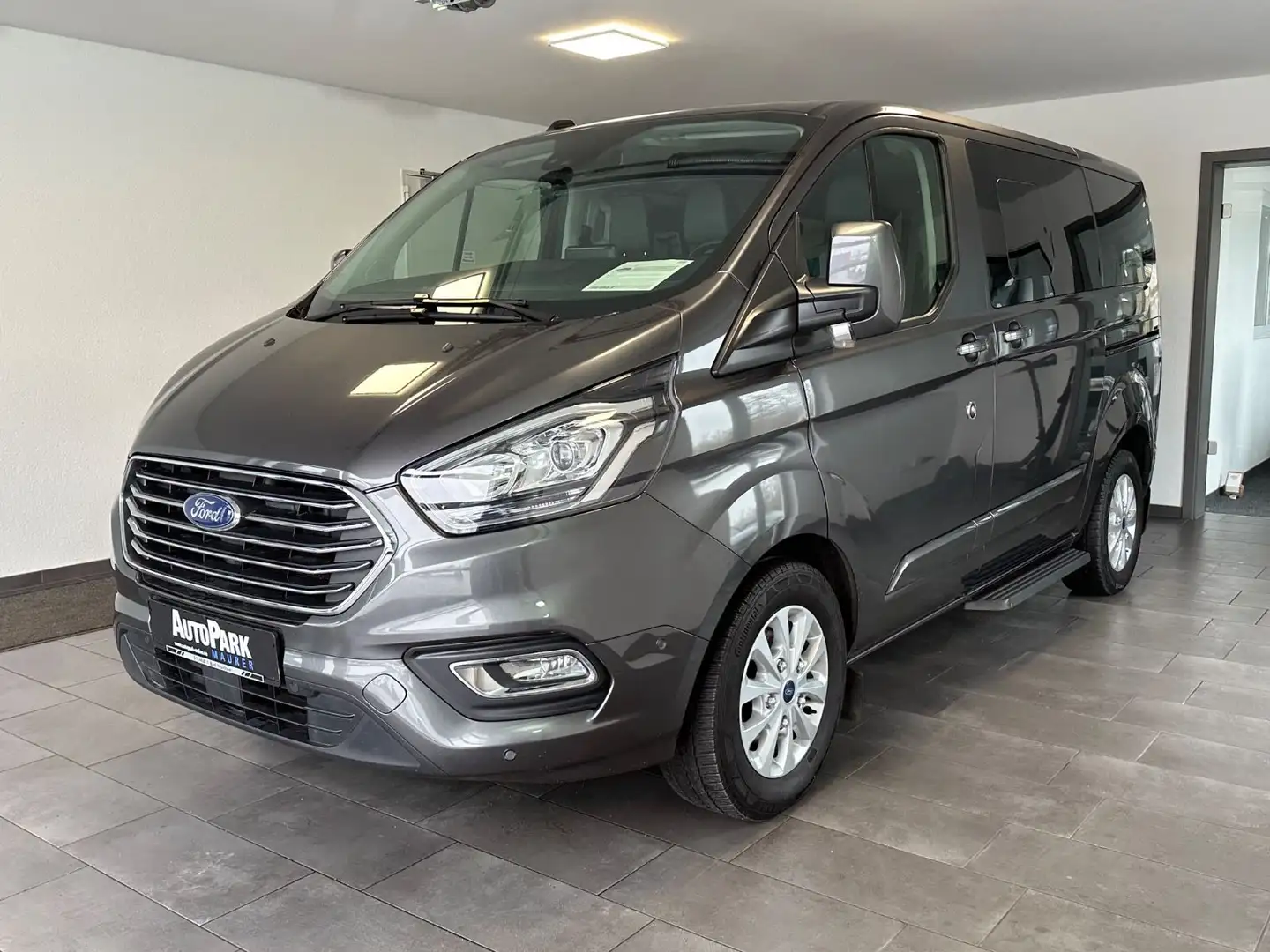 Ford Transit /Tourneo Custom*SHZ*LEDER*8SItzer*AHK* Grijs - 2