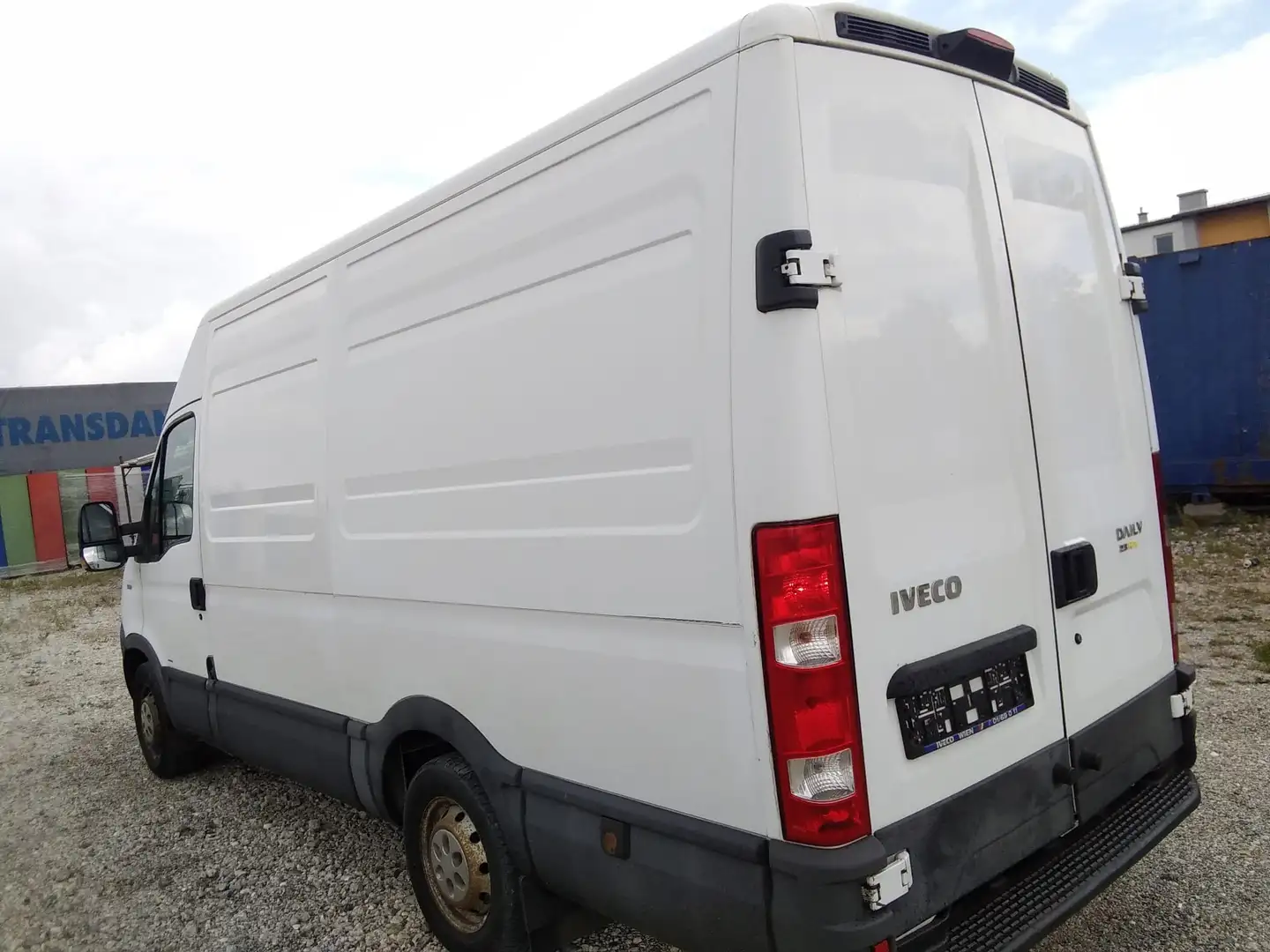 Iveco Daily 35 S 12 C 3000L HD 2,3 TD - 2