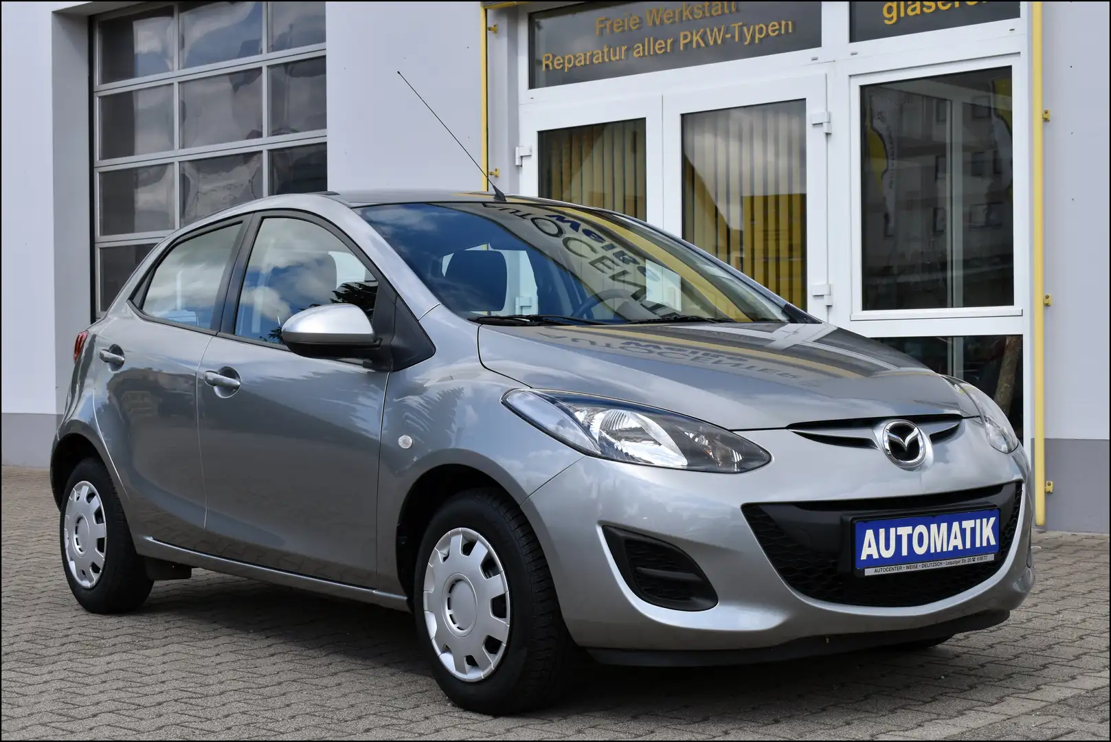 Mazda 2 1.5 Center-Line (5-trg.)(75kW) Grau - 2