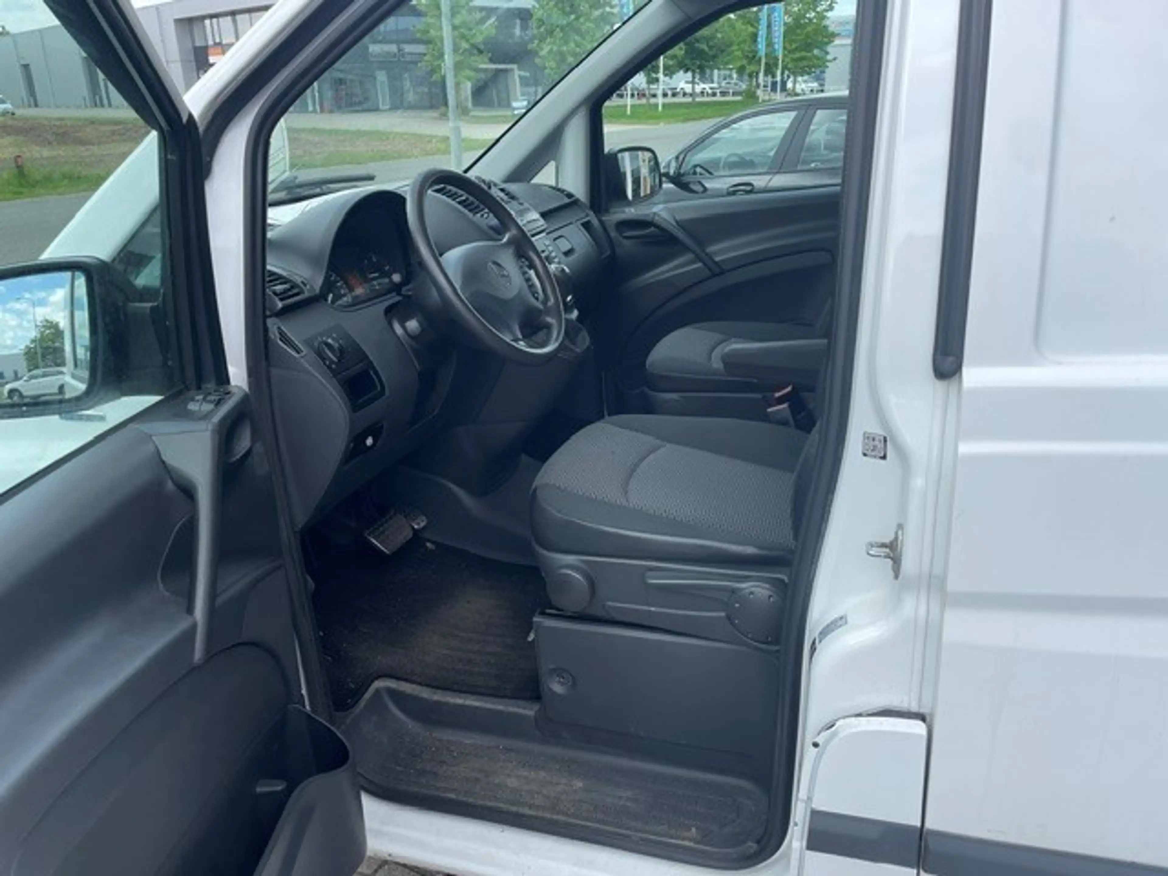 Mercedes-Benz Vito 113 CDI 343 Comfort Automaat Marge geen BTW — photo 3