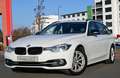 BMW 318 i Touring Sport Line Navi Tempomat LED PDC Weiß - thumbnail 1