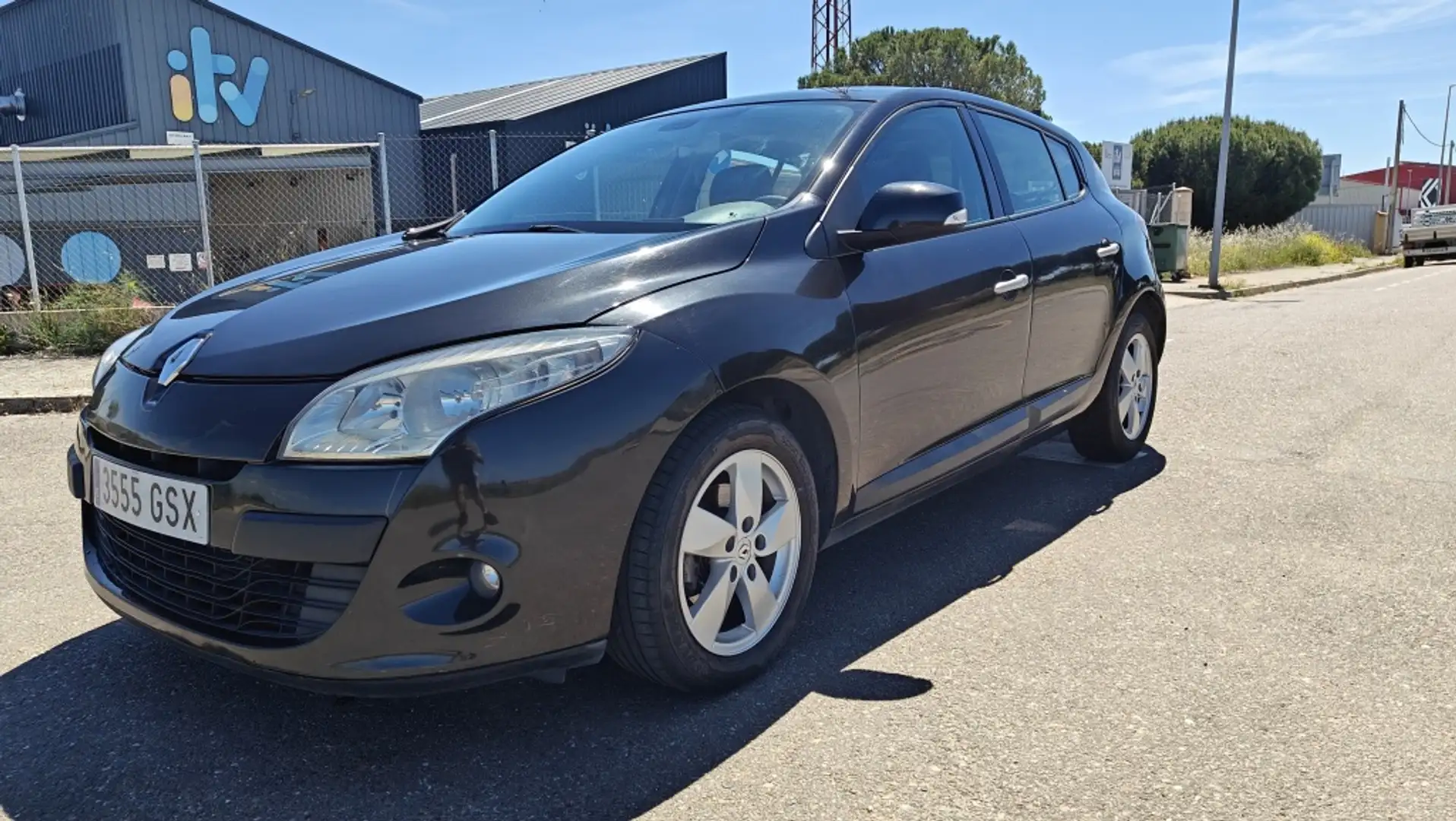 Renault Megane 1.5dCi Dynamique 105 Negro - 1