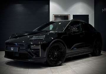 TURBO 639 CH PACK BLACK SPORTDESIGN OFFROAD EXCLUSIVE -PACK CARBONE -TOIT PANO OUVRANT CHRONO -JA 22 RS SPYDER -FEUX MATR