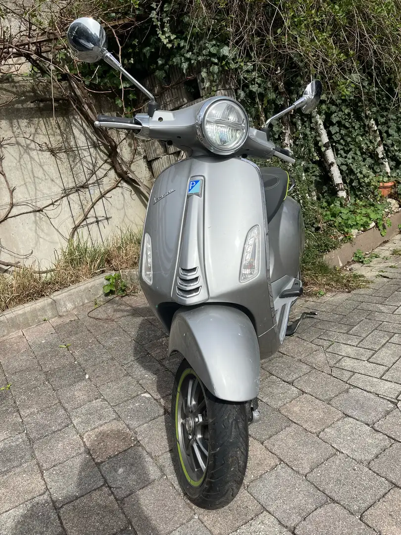 Vespa Elettrica 45 km/h Silber - 1