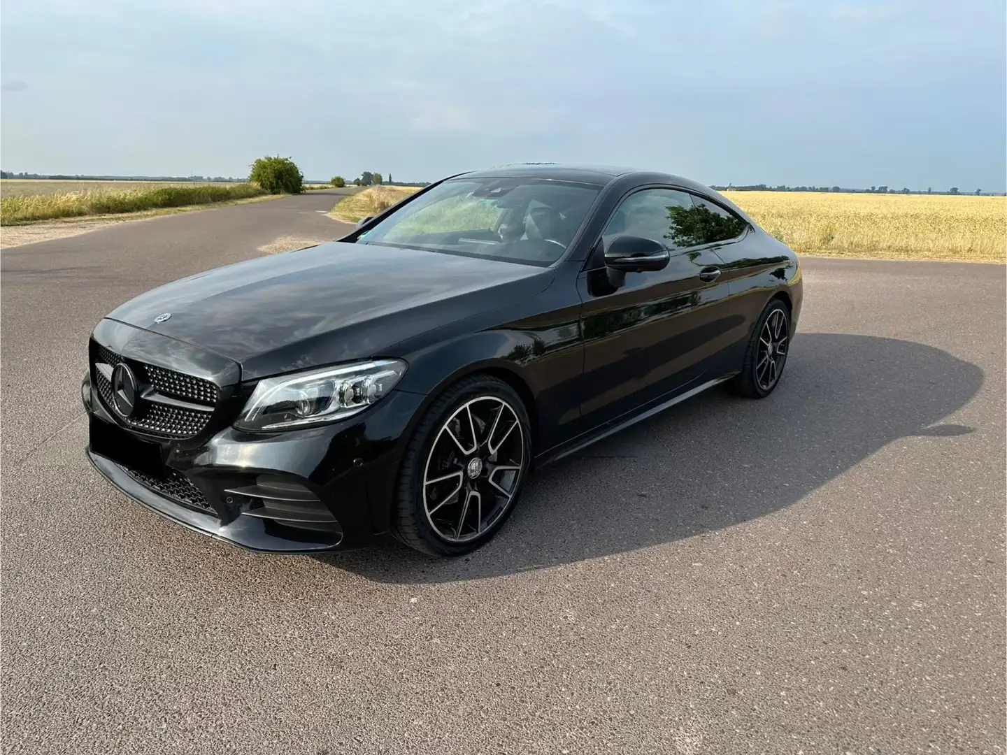 Mercedes-Benz C 250 C 250 d Coupe 4Matic Aut. Schwarz - 2
