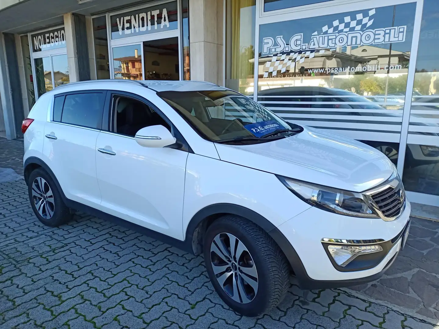 Kia Sportage 1.7 crdi Cool 2wd Bianco - 1