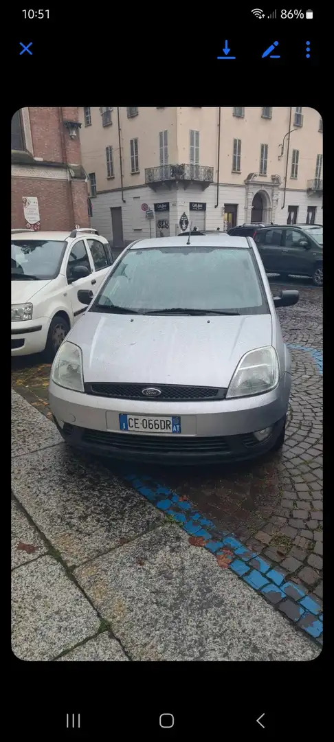 Ford Fiesta 3p 1.3i Ghia c/AC Srs - 1