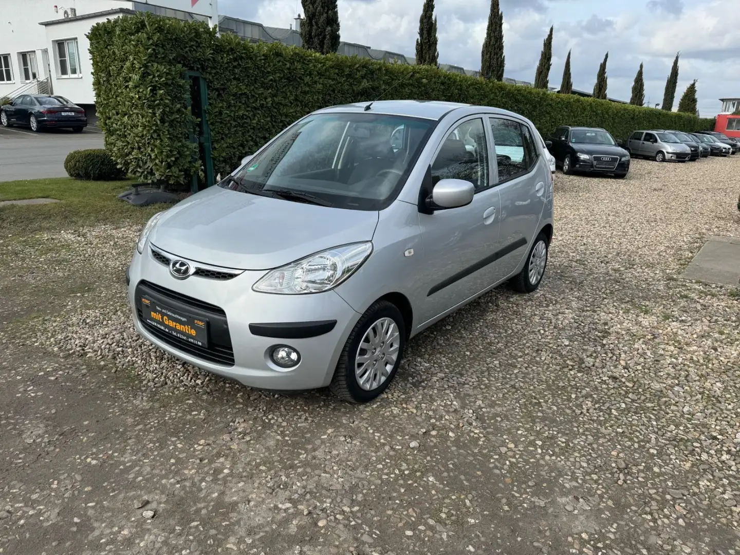 Hyundai i10 1.2 Classic Gris - 1