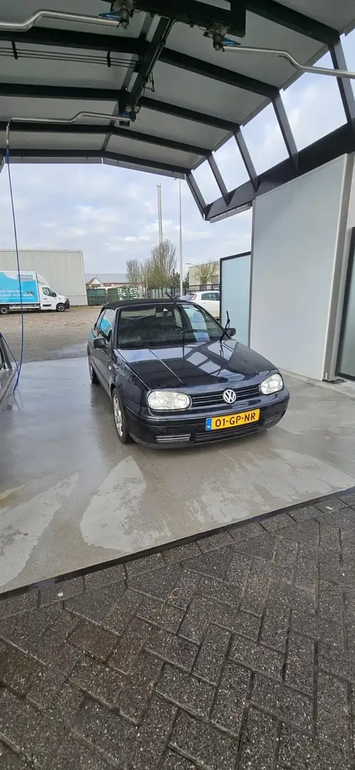 Volkswagen Golf Cabriolet 2.0 Highline Bleu - 1