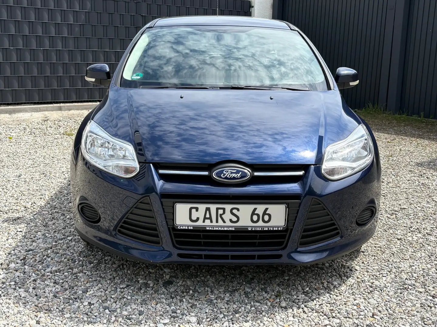 Ford Focus Trend Bleu - 2