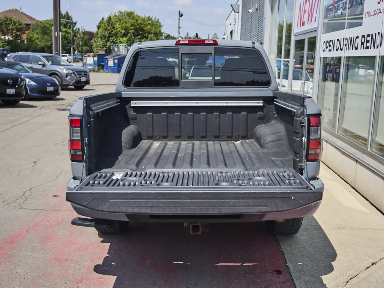Nissan Frontier photo Nissan Frontier
