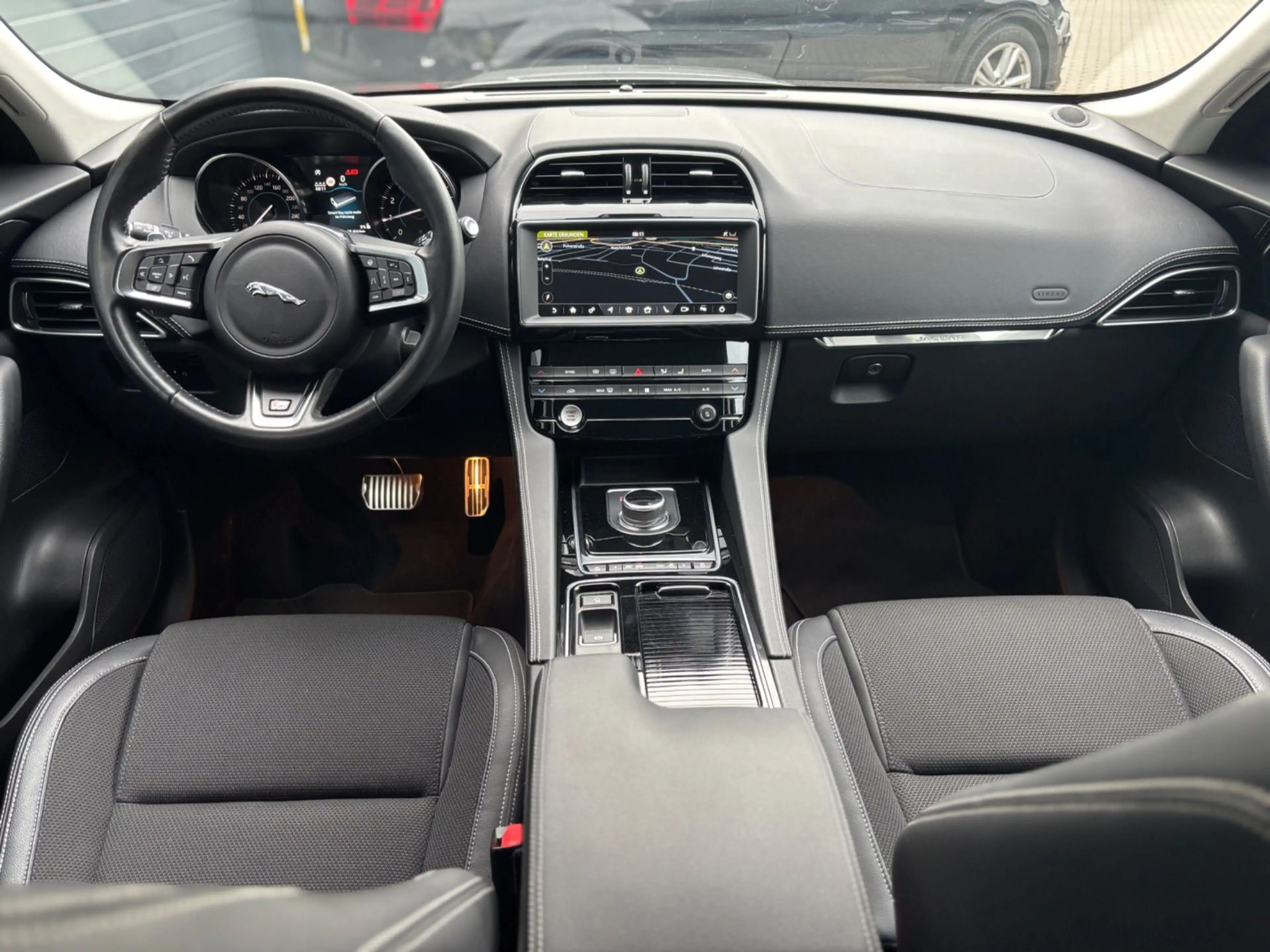 Jaguar F-Pace F-PACE*25t*R-Sport*AWD*LED*Navi*ACC* — photo 12