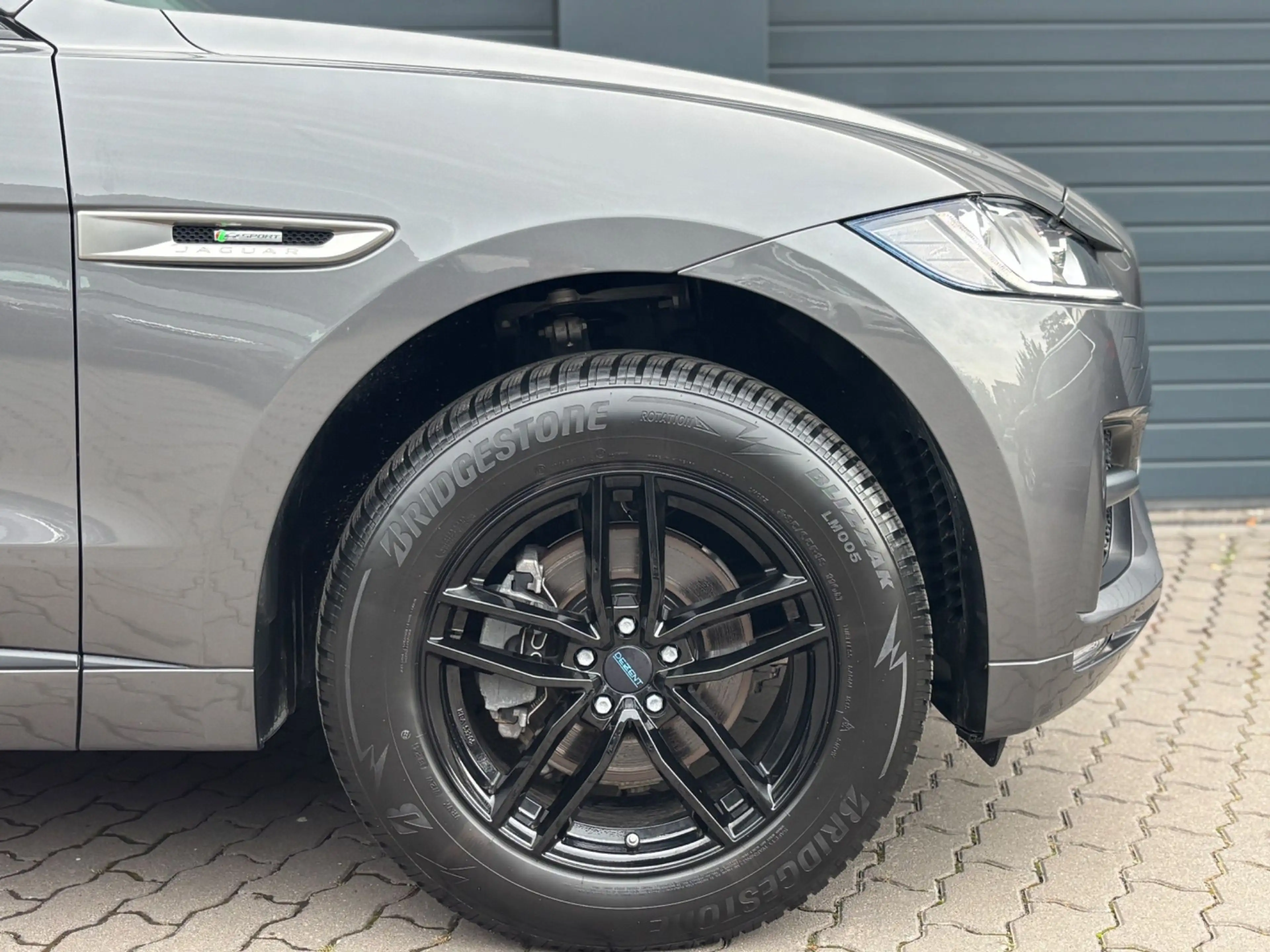 Jaguar F-Pace F-PACE*25t*R-Sport*AWD*LED*Navi*ACC* — photo 6