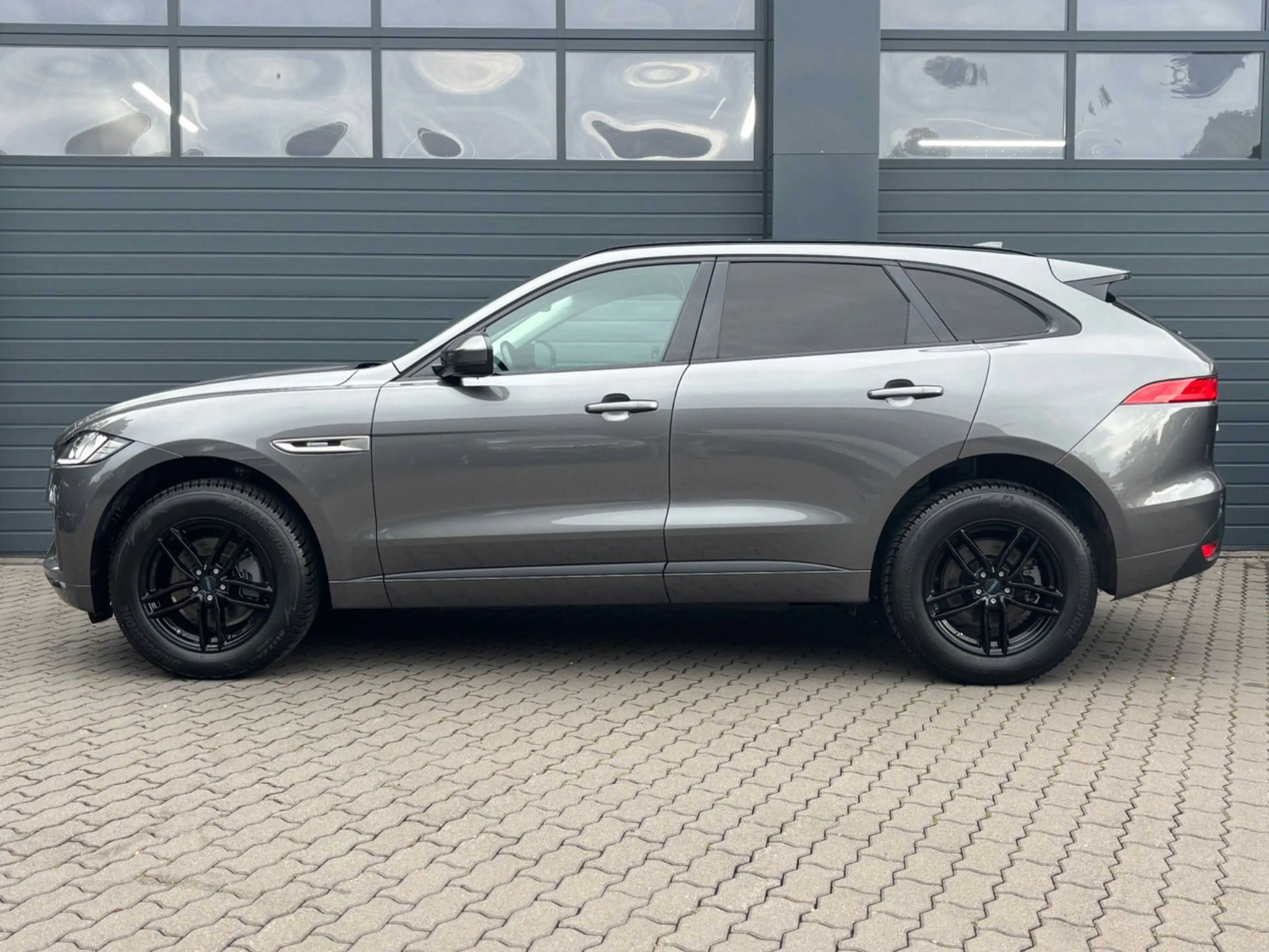 Jaguar F-Pace F-PACE*25t*R-Sport*AWD*LED*Navi*ACC* — photo 11