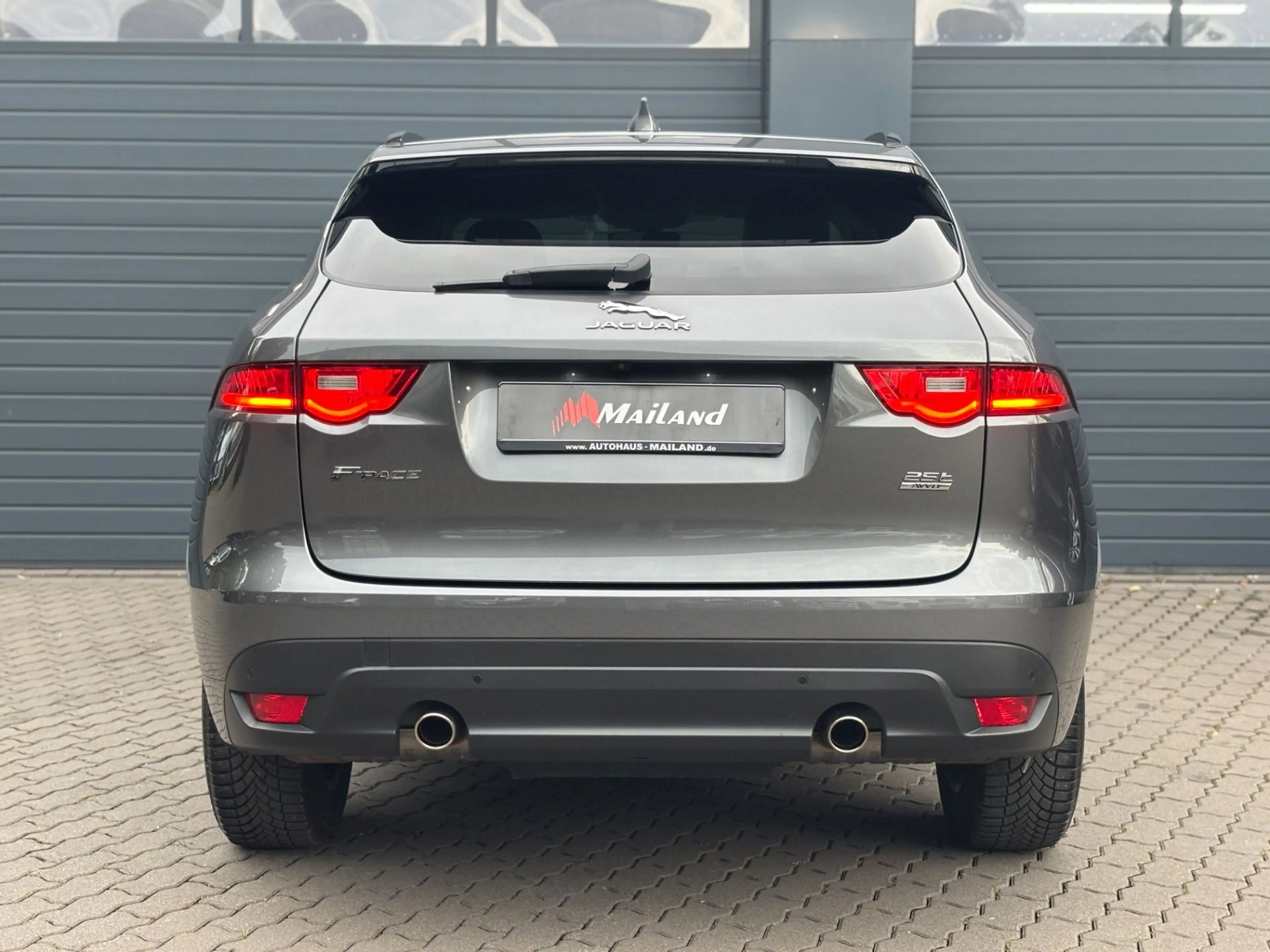 Jaguar F-Pace F-PACE*25t*R-Sport*AWD*LED*Navi*ACC* — photo 9
