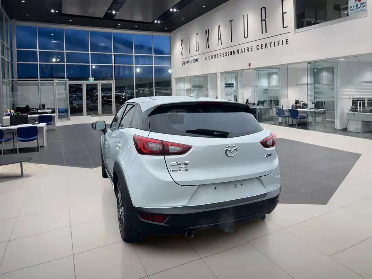Mazda CX-3 снимка Mazda CX-3