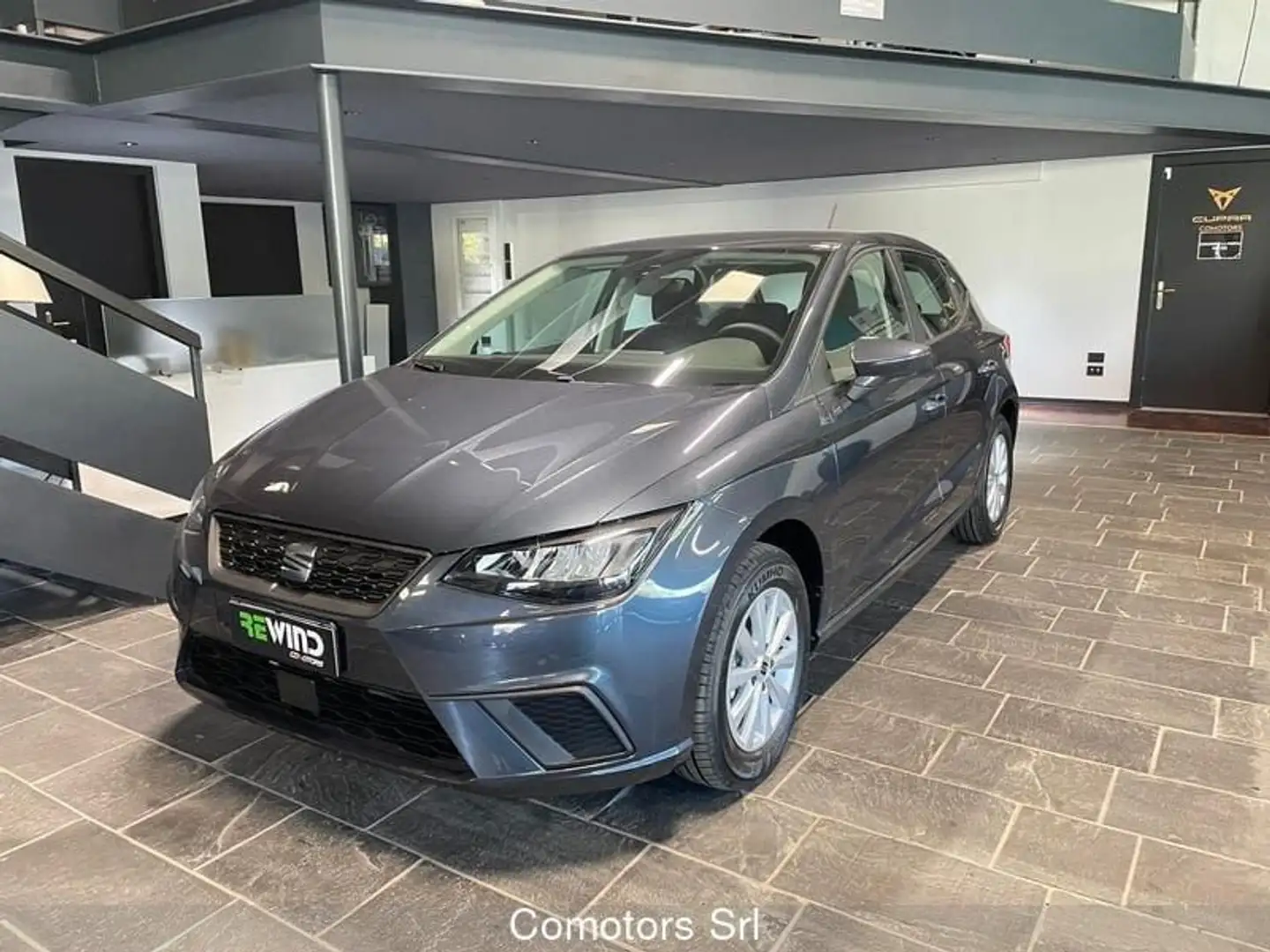 SEAT Ibiza 1.0 MPI 5 porte Business Gris - 1