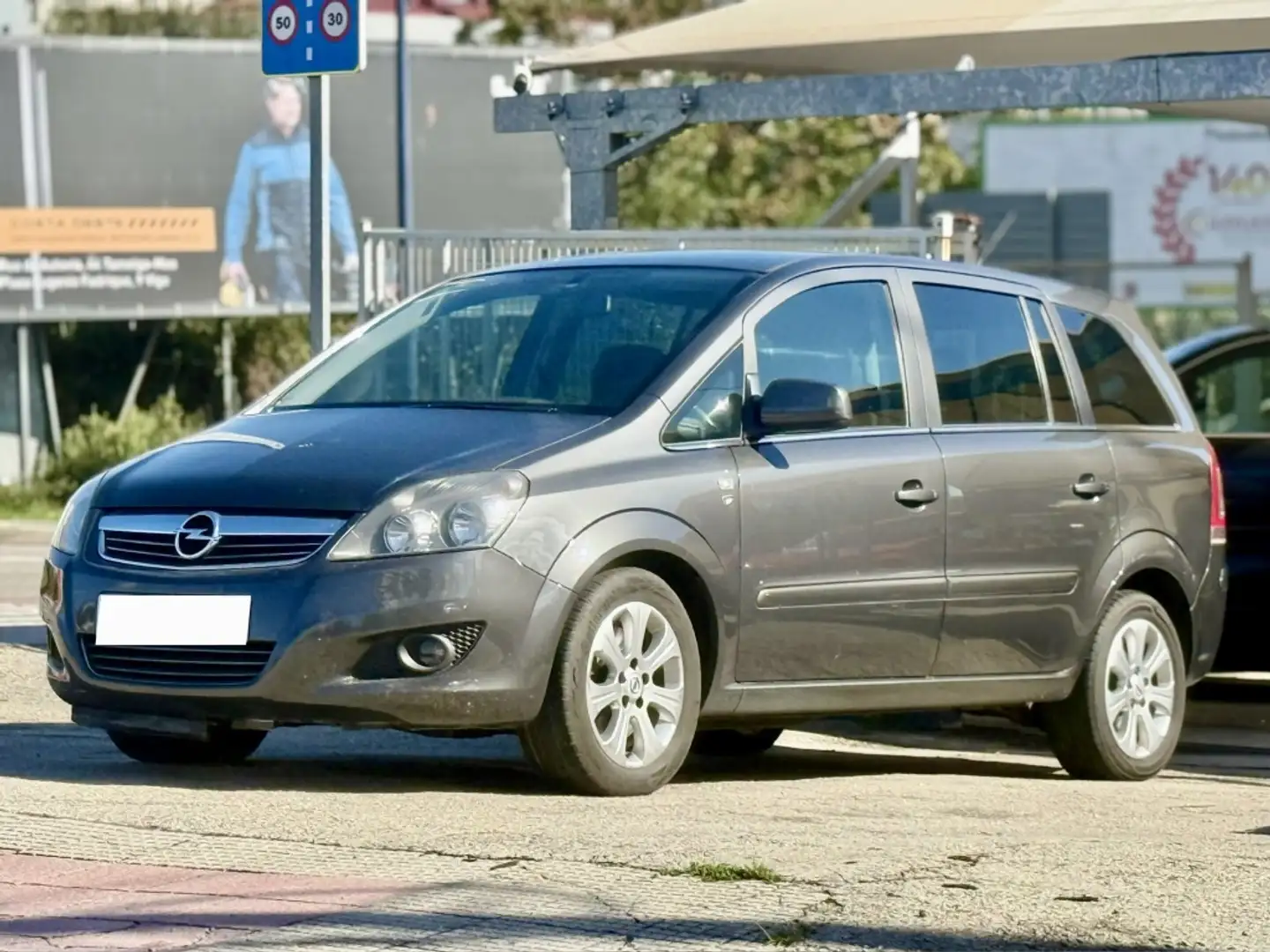 Opel Zafira 1.7CDTi 111 Years Gris - 1