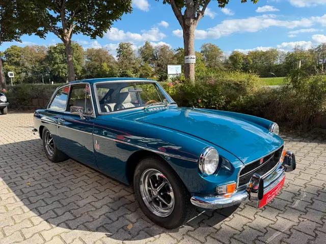 MG MGB view 9
