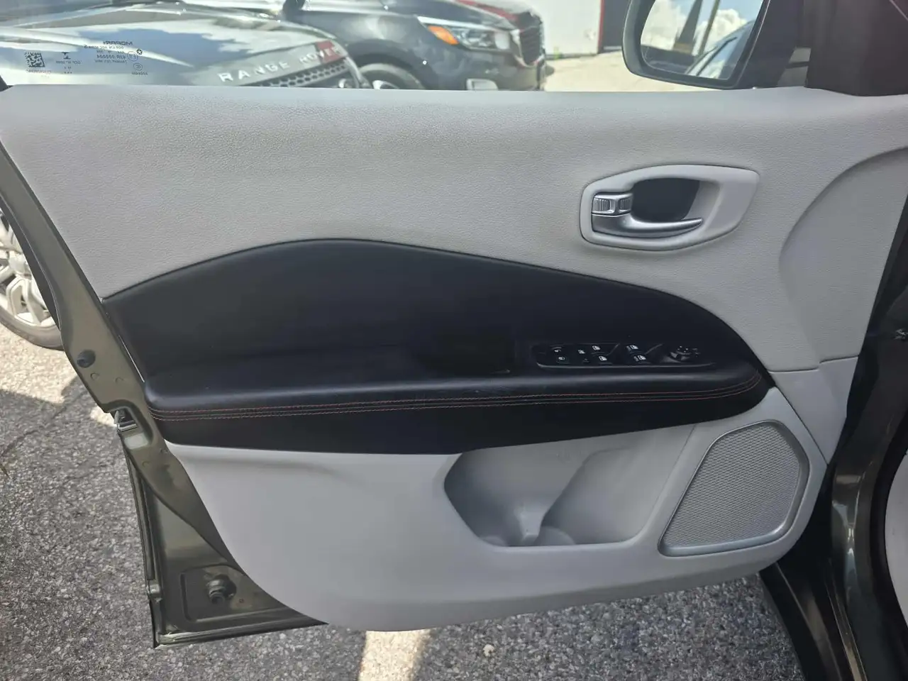 Jeep Compass снимка Jeep Compass