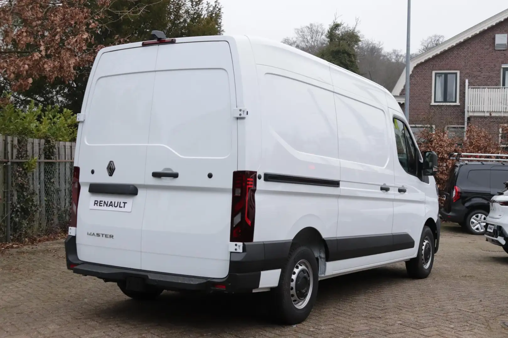 Renault Master T35 2.0 dCi 130 L2H2 Advance Blanc - 2