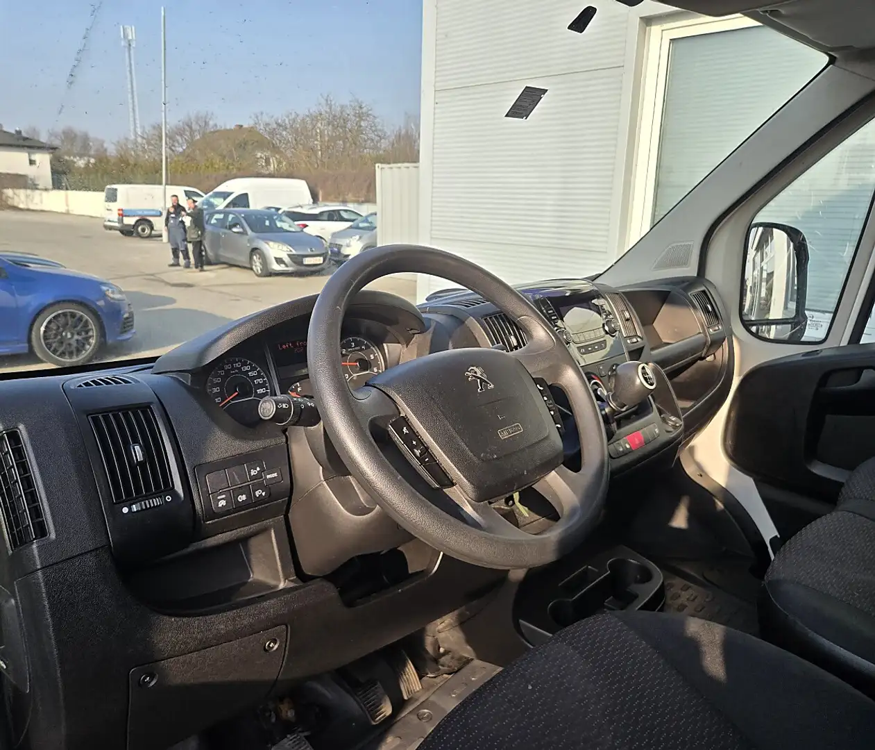 Peugeot Boxer Boxer 35 L3H2 BlueHDi 140 S&S --KLIMA/BLUETOOTH-- Weiß - 2