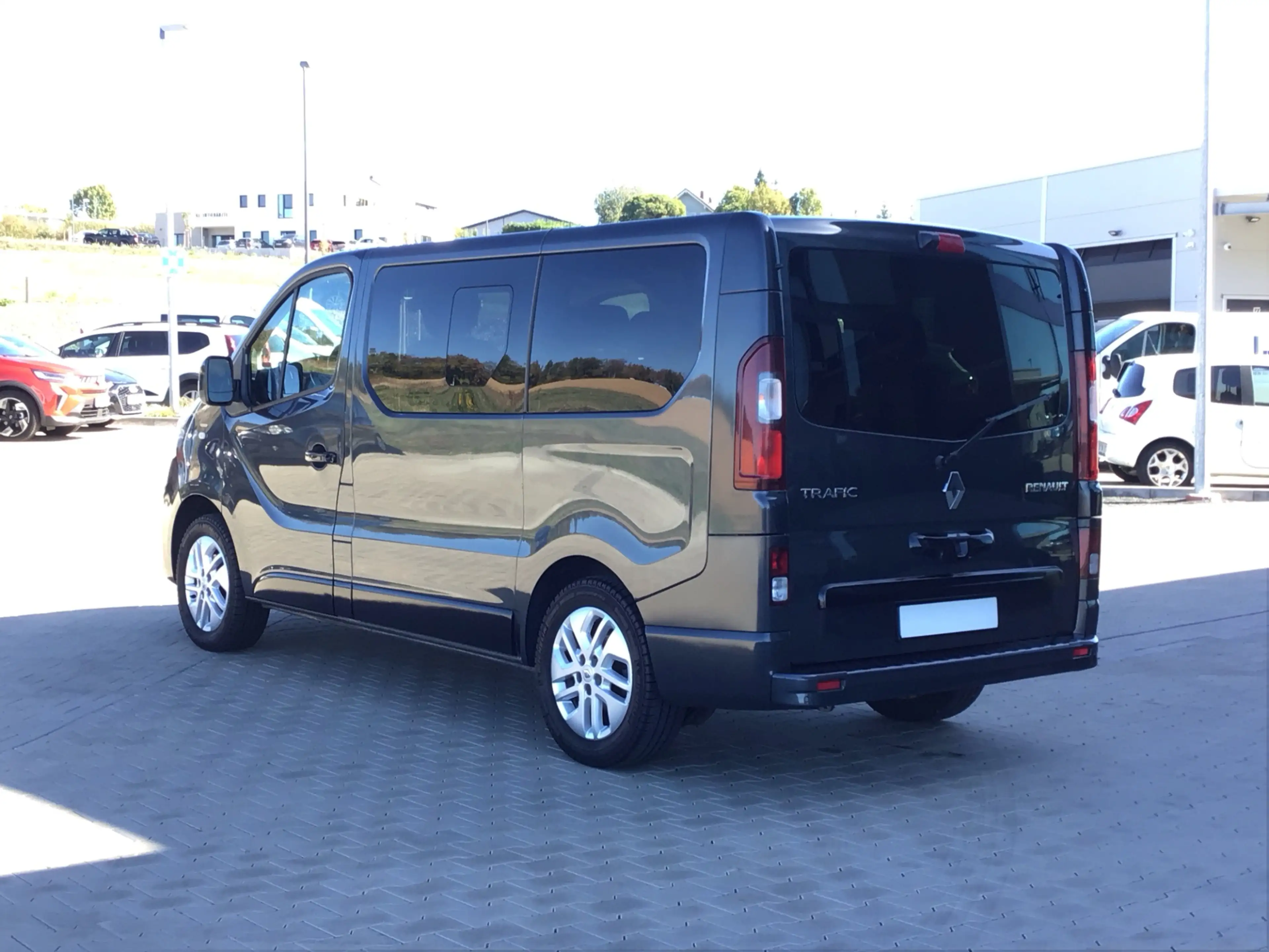 Renault Trafic 2,0 dCi 170 ENERGY L1H1 SpaceCl. (EU 6d-T) 2.0 dCi — photo 4