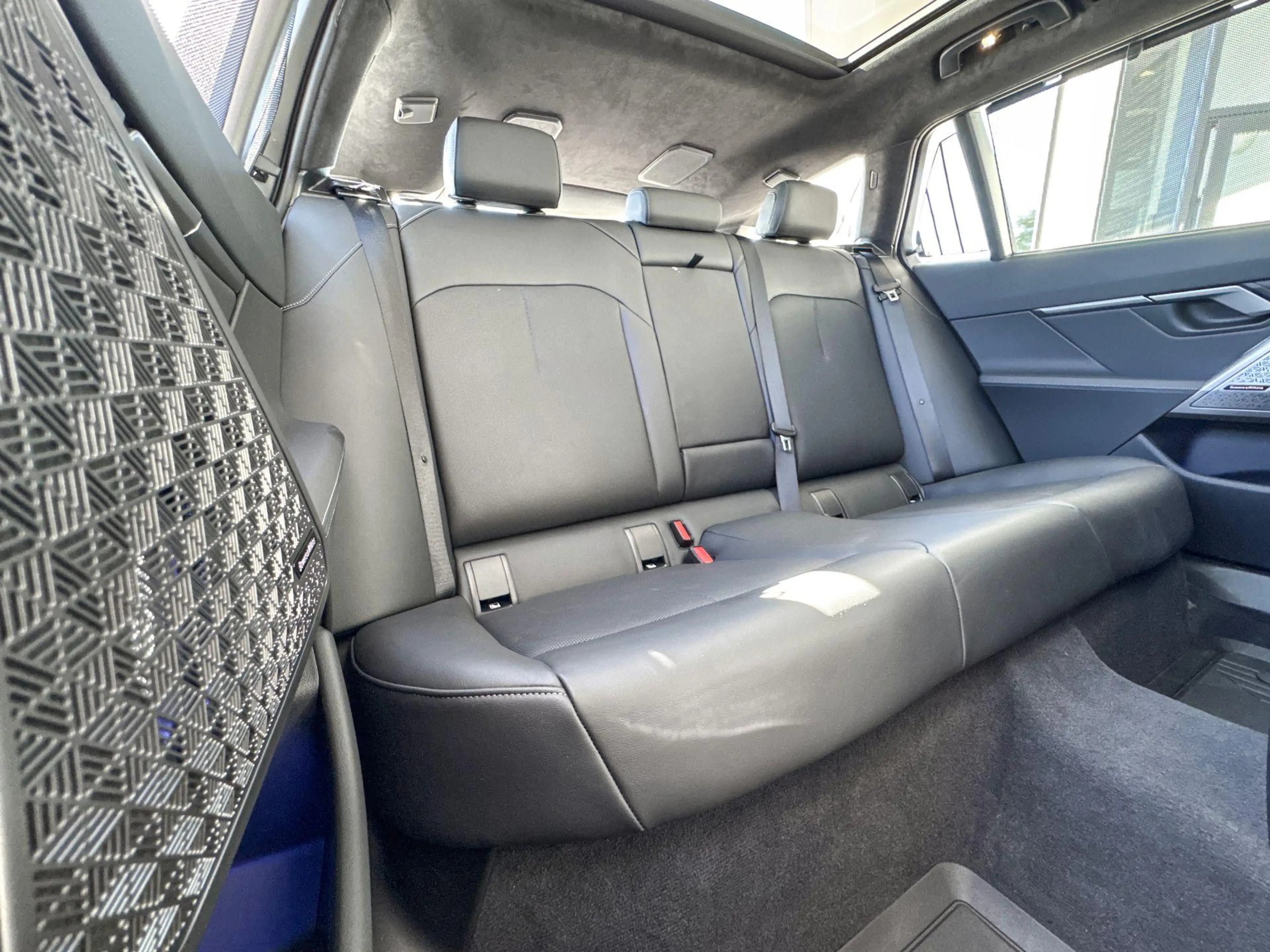 BMW 550 5 Serie Touring 550e xDrive — photo 8