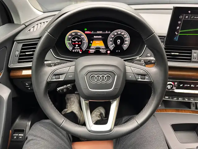 Audi Q5 view 17