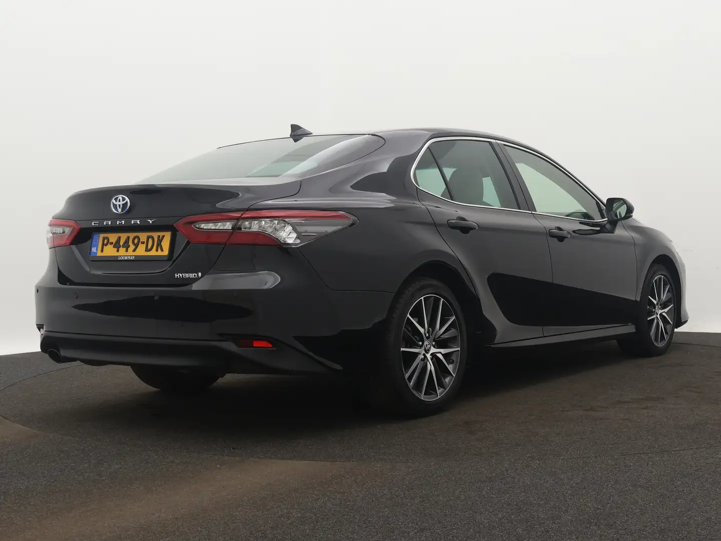 Toyota Camry 2.5 Hybrid Executive Automaat | Navigatie | Camera Negro - 2