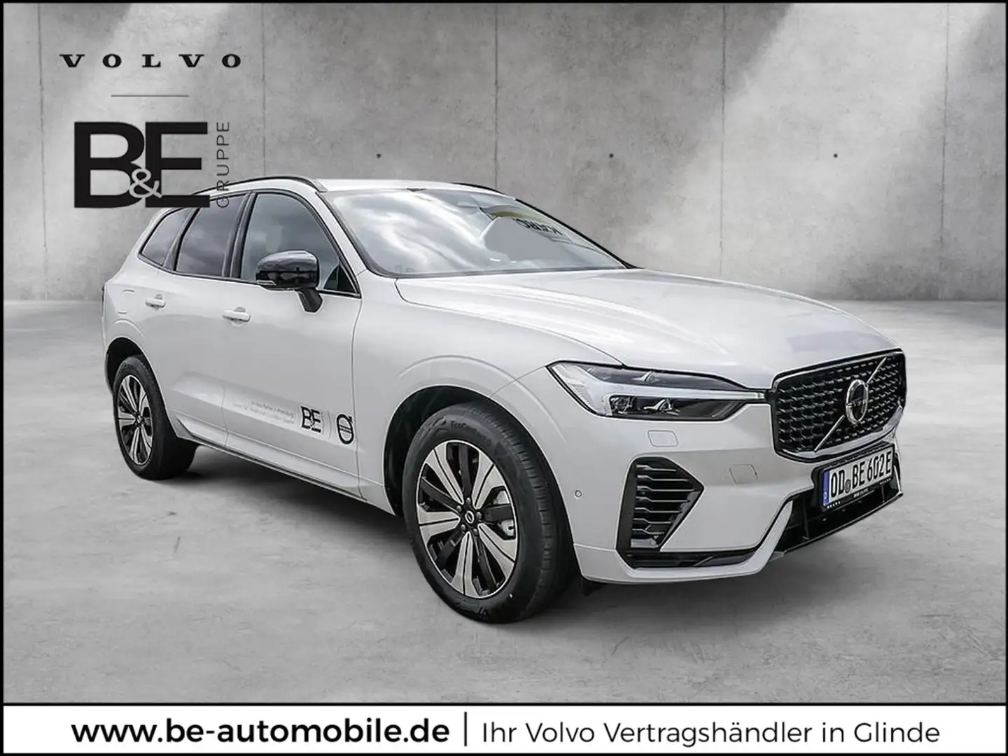 Volvo XC60 T6 Plus Dark Recharge Plug-In Hybrid AWD Weiß - 1