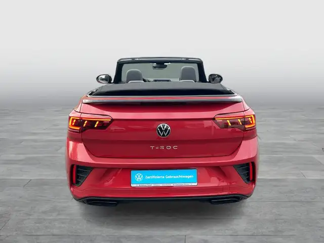 Volkswagen T-Roc view 4