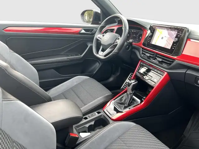 Volkswagen T-Roc view 13
