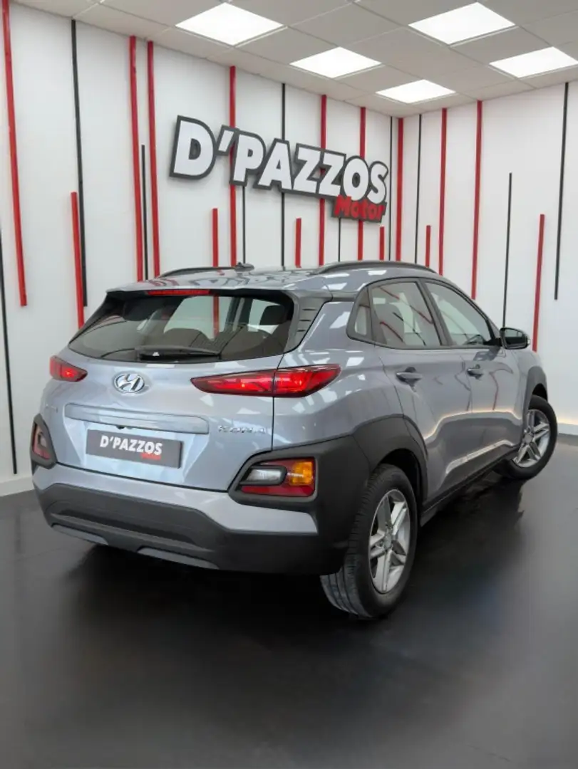 Hyundai KONA 1.0 TGDI Tecno Lime 4x2 Gris - 2