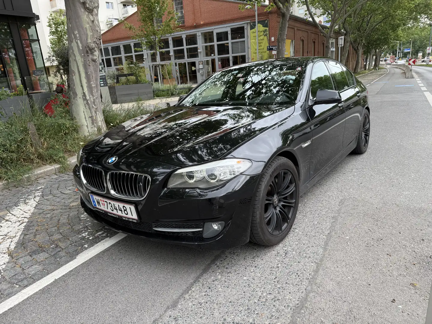 BMW 528 528i Österreich-Paket Aut. - 2