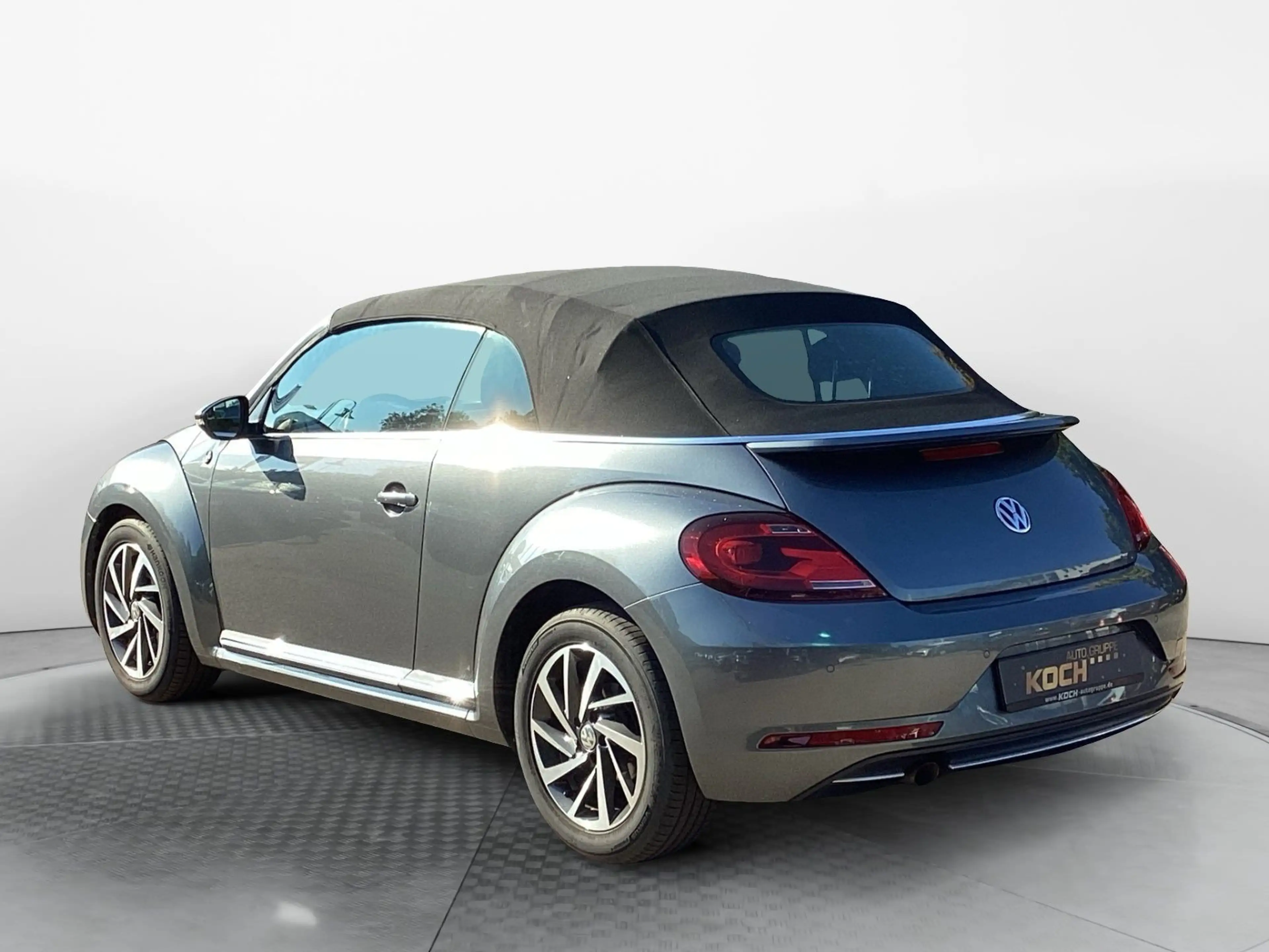 Volkswagen Beetle Cabriolet 1.2 TSI Navi Einparkhilfe — photo 4