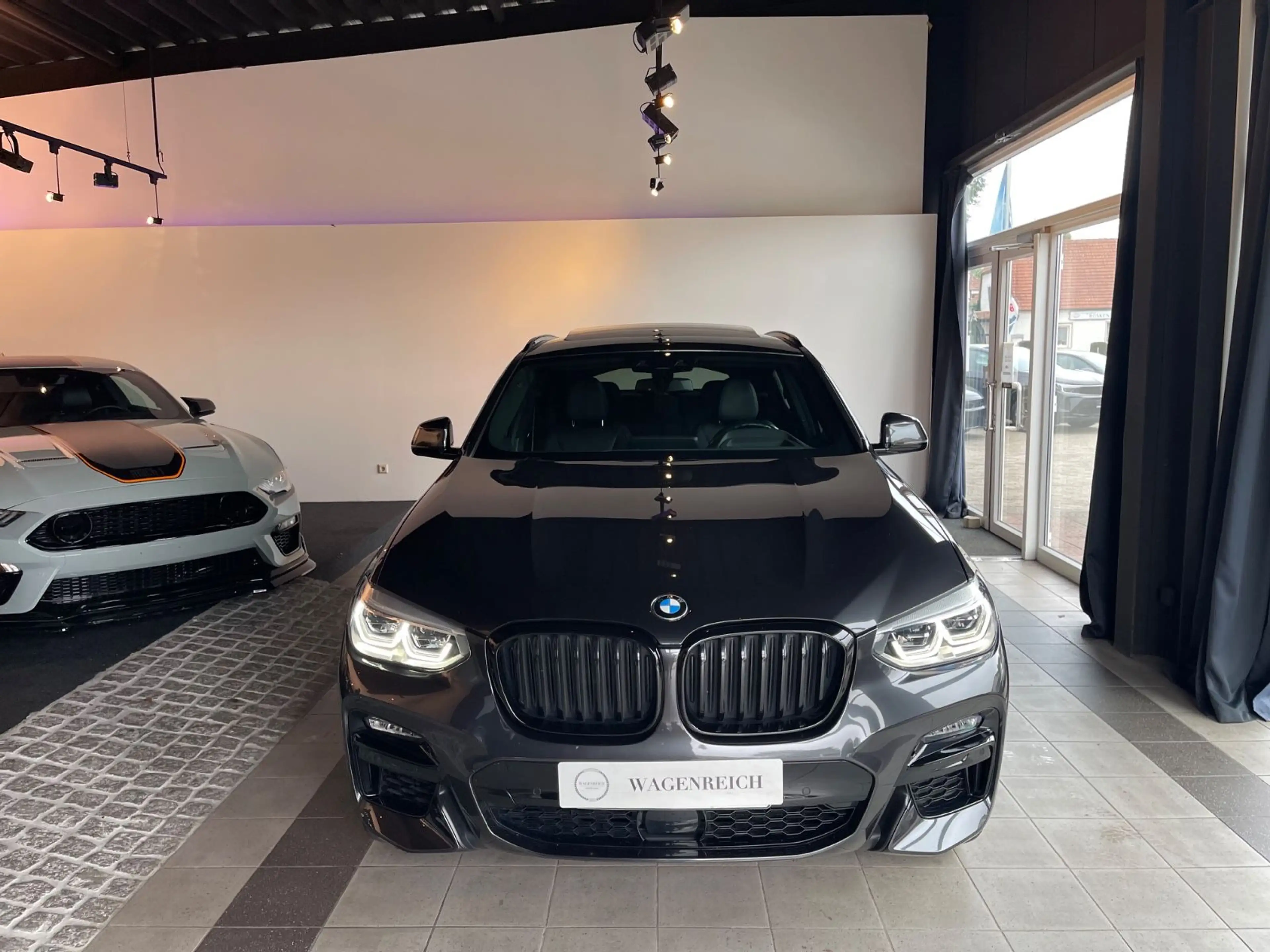 BMW X4 M40 i | Panorama | Head-up | Harman Kardon | — photo 2